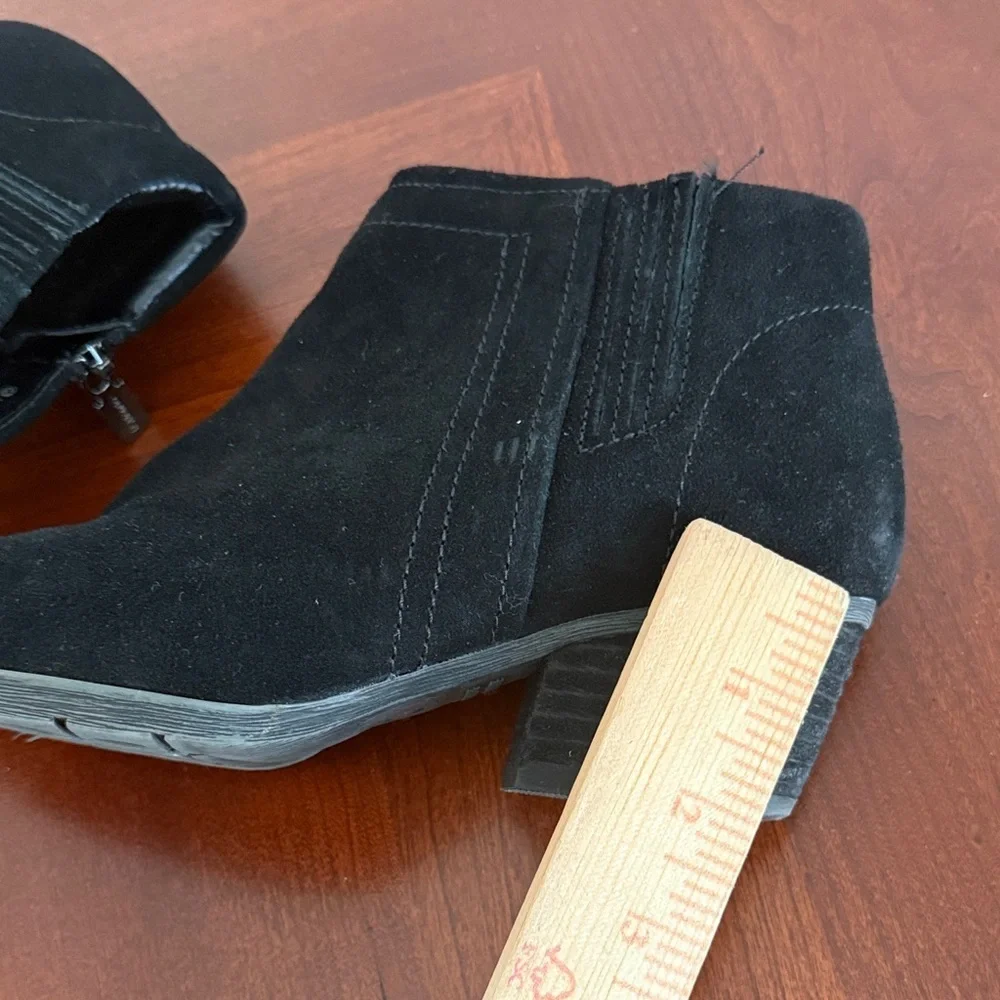 Blondo Black Ankle Booties Sz 6.5 waterproof suede winter valley 2.0